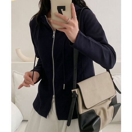 [^:fsy710a]VvȃWbvAbvp[J[łBtg̃Wbp[Ƒ傫ȃt[hIłB|PbgtŎp˔AVvȂghfUC͂łBs[XuEXɍ킹ΏH̃NVJX^CɁIEXj[J[⃌U[V[Yƍ킹JWA_EɂBELCڃXbNXƂ̍킹Ae[[hWPbg̃Ci[ƂĊyނ̂߂łf? fށF|GXe49%A48%A|E^3%? F|GXȇϋvƖȂ̏_炩A|E^̐LkZYɂāATCYdlقȂꍇ܂B