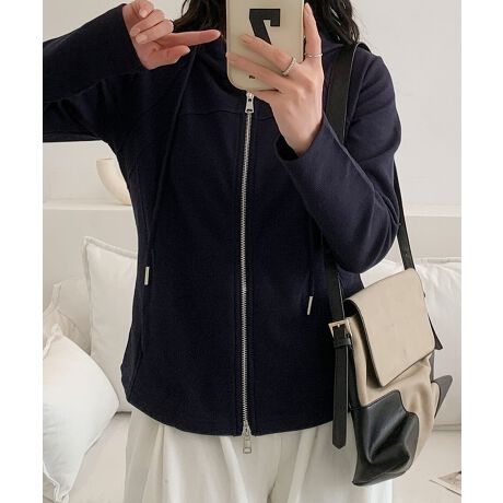 [^:fsy710a]VvȃWbvAbvp[J[łBtg̃Wbp[Ƒ傫ȃt[hIłB|PbgtŎp˔AVvȂghfUC͂łBs[XuEXɍ킹ΏH̃NVJX^CɁIEXj[J[⃌U[V[Yƍ킹JWA_EɂBELCڃXbNXƂ̍킹Ae[[hWPbg̃Ci[ƂĊyނ̂߂łf? fށF|GXe49%A48%A|E^3%? F|GXȇϋvƖȂ̏_炩A|E^̐LkZYɂāATCYdlقȂꍇ܂B