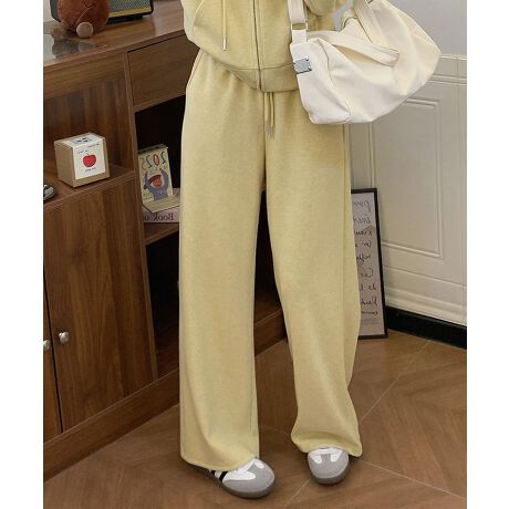 [^:hjf25ck002a]h[XgOEGXgfUC̃JWApcBVvłȂAbNX̂郏ChVGbgłBƂSnŁAgɂ҂̃ACełBJ[oG[VLxłǂȃgbvXƂQłB_炩AʋCǂRbgfނƊ炩ȃ|GXenAKȒSnBVvTVc^Ngbvƍ킹āAJWAŃbNXX^CɁBXj[J[T_킹ƁAy₩ȈۂɎdグ邱Ƃł܂BG߂ɂ́AWPbgt[fBHD邱ƂŁAgۂȂX^CbVɉ߂܂BYɂāATCYdlقȂꍇ܂B