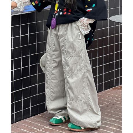 [^:mohbt6807a]j[Nȃo[VGbg̃LbYpcBƂfUCœ₷QBy₩ȐnAtẴJWAX^Cɂ҂łB񕔕̓SŁAtBbgۂȂbNXSn񋟂܂Bfނ͖ȂƃiC̍angpBϋvƌyʊ˔AȎqǂ̓gɍœKBʋCǂA΂ދG߂łKɒpł܂BEGXg̓SdlŒEȒPBVvȃgbvXXj[J[ƍ킹邱ƂŁAIVŎg₷X^C܂BOVт◷sAoȂǁA܂܂ȃV[Ŋ􂷂閜\ACełBYɂāATCYdlقȂꍇ܂B