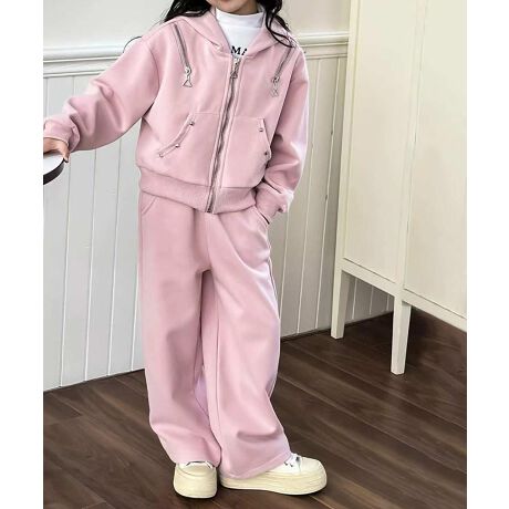 [^:mojeq24253a]ghfUCڂAt[htJWAZbgAbvBgɂȂoɂœKȃACełBgĥVvX|[eBȃfUCB̃Wbv|Pbg̃X^bỸWPbgƂ⃏Ch̃Xg[gpc̃ZbgAbvB_炩AG肪ǂ̂ŁAKȒSnByʂœ₷AANeBuȎqǂɂ҂BXj[J[Lbvƍ킹ăANeBuȃX^Cyނ̂߂łB܂ACi[ɃSTVc킹邱ƂŁAJWAȕ͋CɁBYɂāATCYdlقȂꍇ܂B