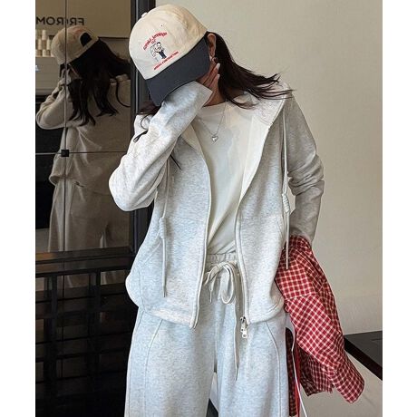 [^:yya77039a]t[ht̃jAXJ[WbvAbvBbNXVGbgŁAJWAłȂSn̗ǂACełBt[h̃fUCAɃbNXĂ܂B̃R[fBl[gɂ҂ȈꖇłByʂœɗDꂽRbg|GXefށBɗDAԂ̒płK܂BAEghAJWAȓgɂœKłBX|[eB[ȃJWAX^Cɂ҂ŁAWK[pcfjpcƍ킹āAyłȃR[fBl[gy߂܂BbNXxɂ߂łBYɂāATCYdlقȂꍇ܂B