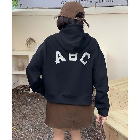 [^:yya9145a]wɑ傫ȁuABCvSvg{AVvłȂCpNĝfUCłBOʂɂ͑傫|PbgApQBhbvV_[Œ邾łȂꊴ܂BƂVGbg͂ŁÃJWAX^Cɂ҂łBy₩ŏ_炩GAʋCǂAG߂̕ςڂɂKȒSnBiȍafނgpĂAKŒԒĂXgXt[BV[gpcfjƍ킹āAJWAœ₷X^CɁBX|[eB[ȕ͋Co߂ɁAXj[J[Lbvgݍ킹΁AfC[R[fBfUCƎp˔ꒅłBYɂāATCYdlقȂꍇ܂B