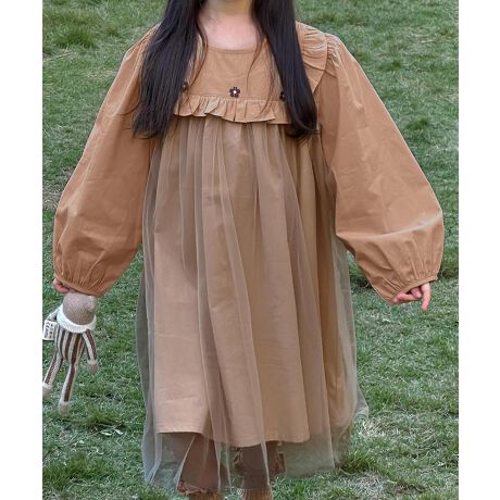 [^:mossby71211a]Ƀtƃ{^fBe[GKgȃLbYs[XBy₩ŏ_炩`[fނdˁAӂƂVGbg炵fUCBɍ킹ĕ\ς̂ŊIȂql̖͂Ă܂B͒dlŁAG߂킸OV[Yp\łB_炩ɗDGSn̖ȑfނgpBʋCɂDAql̃fP[gȔɂSĒp܂B\ʂ̃`[fނ؂₩ɈĂ܂Bo|V[ɂ̓VvȂꂢ߃V[YJ[fBK킹āAîX^CɎdグ̂߂łBJWAȓgɂ́AXj[J[T_ɃANZT[vXĉ؂₩ɁBG߂ɂ̓^Ccu[cgݍ킹邱ƂŁAgƂꂳ𗼗ł܂BYɂāATCYdlقȂꍇ܂B