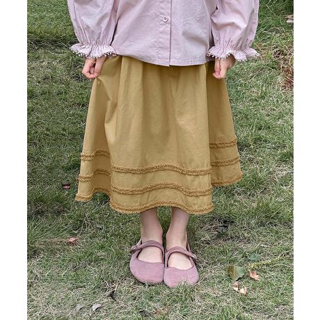 [^:mossby71602a]Ɏ{ꂽ@ׂȃt|Cg̃LbYXJ[gBVvȂ؂₩fUCŁAǂȃgbvXɂ킹₷\ȃACełBEGXg̓SdlŒEȒPBӂƂVGbg̎q炵Ă܂BG̗ǂ_炩ȖȑfނgpBʋCAfP[gȂql̔ɂDdオłByē₷̂ŁAgANeBuȃV[ɂœKłBVvTVcuEX킹ăJWAȃX^CɁBtĂɂ̓T_Xj[J[AH~ɂ̓^Ccu[c킹邱ƂŁAG߂킸LR[fBl[gy߂܂Bʂȓ̂ɂ̃JWAɂgA֗ȈꒅłBYɂāATCYdlقȂꍇ܂B