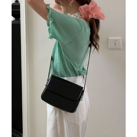 [^:aji5649a]VvłȂi˔V_[obOBfC[gɂ҂ȃTCYŗlXȃR[fBl[gɃ}b`܂BƂCƃVvfUCłBRpNgȃTCYŁA₷A̕Ki[ł܂BV_[Xgbv͒߉\ŁA|΂ߊ|ɂΉł܂B\nɂPUU[gpAȂ₩ō̂dオƂȂĂ܂Bnɂ̓|GXegpĂA炩ȓŎ[Sz܂ByʂłȂϋvɂDĂAg邱Ƃł܂BubNuE̓VvŗہAbhsN͉؂₩AJ[LO[͌IŃi`Ȉۂ^܂Bǂ̐Fgɂ҂ȐFłBJWAȃfjX^CTVcɍ킹邾łɌ܂܂B܂AhbV[ȃR[fBl[gɂ킹₷AGKgĂĂ܂BFɂėlXȃX^CɑΉ\łB@F PUU[͉ꂪt₷̂ŁAIɏ_炩zŐ@邱Ƃ߂܂BꂪЂǂȂOɐ@Aʂ̗ǂꏊŉAĂBⒼ˓ĕۊǂ邱ƂŁAԂۂĂ܂B