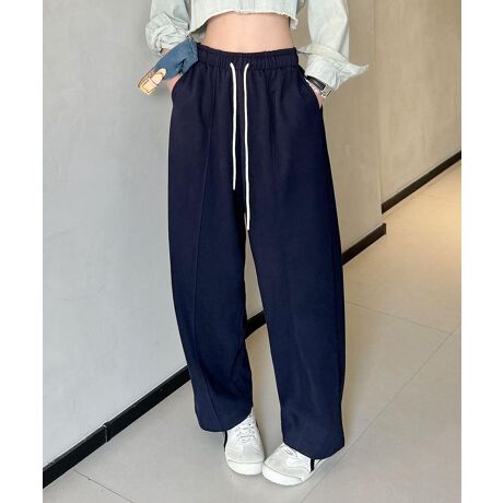 [^:bcs2143a]bNXAƂVGbgȃChXGbgpcłBEGXgSdlA܂RŒ߂ł̂łD݂ɍ킹ăXgXt[Ȃ͂SnłBTXEFbgȂǂ̃gbvXAWPbgR[gȂǗlXȃAE^[ƍ킹₷łB