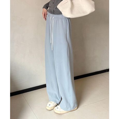 [^:bcs2143a]bNXAƂVGbgȃChXGbgpcłBEGXgSdlA܂RŒ߂ł̂łD݂ɍ킹ăXgXt[Ȃ͂SnłBTXEFbgȂǂ̃gbvXAWPbgR[gȂǗlXȃAE^[ƍ킹₷łB