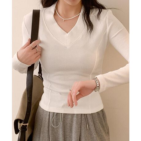 [^:fsy811a]1ƕ֗ION/OFFgVvjbgvI[o[fReꂢɌĂwV[VlbNBtBbĝVGbgŁA1łAWPbgȂǂ̃Ci[ƂĂgACeBig͂AItBXV[ɂ܂킹x[VbNȃjbggbvXłBfޓF[̊炩ȔGƖȂ̏_炩A|E^̐Lk˔fށB