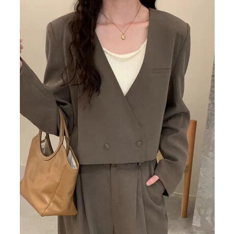 [^:mte26509a]VvȃNbvhWPbgłBtg̃_u{^VlbNCł肵킹₷ł?Z߂̏䂪X^CbVŁAEGXgVGbgłBTCh|PbgtłBfޑfށFeZ95%AiC5%FeZ̏_炩ƃiČy̑fށBʋCǂA炩ȔGŉKȒSn܂BV[YXŊłACełBR[fBl[g̒ăVvTVcƃfj킹āAJWA_ȃX^CɁB^CgXJ[gXbNXƑgݍ킹āAItBXV[ɂ҂̂ƊvXBs[X̏ɉHD΁A炵_炩ȃR[fBl[g܂BYɂāATCYdlقȂꍇ܂B