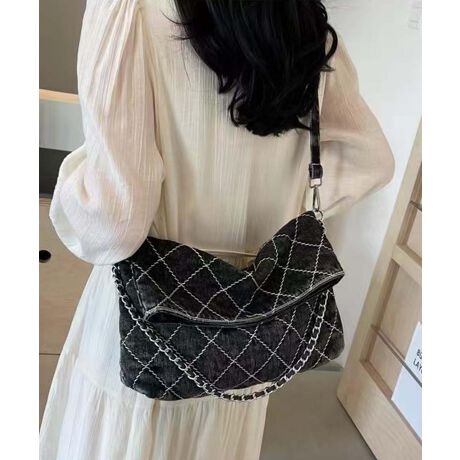 [^:uba8221a] `F[fBe[͓IȃfjV_[obOBJWAƃGKXZfUCŁAfC[gɍœKȃACełBfj̎ƃ`F[̃ANZgIłBigɂ傤ǂ傫ŁAKvȂ̂[ł܂B`F[̎肪iAJWAłȂX^CbVɁBobOOʂɂ̓`FbÑfBe[{AVvȂ݊̂fUCłB \nɂ̓|GXefނgpAyʂŏvłBn|GXeŁA炩ŕɂɂȂĂ܂BfC[gɂ҂ȑϋvAy₩ȎgpBJ[̓ubNAfB[vu[ACgu[3FWJłBubN̓VvŃVbNȈۂ^AfB[vu[͑lۂ͋Co܂BCgu[̓JWAőu₩Ȉۂ^AtẴR[fBl[gɂ҂łBJWATVcfjɂ҂łBVvȃs[XhbV[ȕɂ킹₷AobÕ`F[GKgĂ܂Bǂ̃J[AfC[R[fBl[gwĂACełB@F |GXefނ͉ꂪɂ߁AIɏ_炩zŐ@邱Ƃ߂܂BꂪЂǂȂOɐ@Aʂ̗ǂꏊŊĂB˓ĕۊǂAԔԂۂƂł܂BYɂāATCYdlقȂꍇ܂B