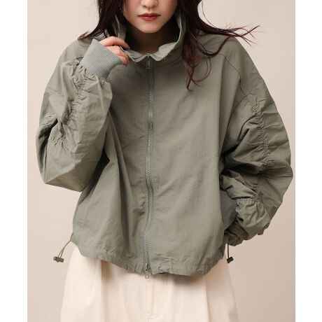 [^:cm1048a][YȃVGbg̃{[MA-1BɃLU[{fUCŃghvXB߂݂̋Ȃ̂ŁA߂ĒƃVbNŗ͋CɁBHD邾łG炵ȂꊴɂȂ܂BfjXJ[gǂȂ̂ɂꖇƕ֗ȃACełB