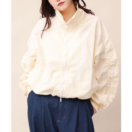 [^:cm1048a][YȃVGbg̃{[MA-1BɃLU[{fUCŃghvXB߂݂̋Ȃ̂ŁA߂ĒƃVbNŗ͋CɁBHD邾łG炵ȂꊴɂȂ܂BfjXJ[gǂȂ̂ɂꖇƕ֗ȃACełB