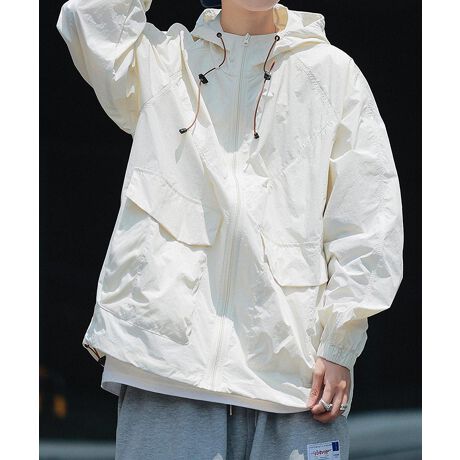 [^:yya2350a]ƂVGbg̃[YtBbgt[hWPbgBȂꊴ̂fUCŁAJWAR[fɂ҂̈ꖇBt[htŃX|[eB[ȕ͋CATVcXEFbgAWK[pcƂ̑QByʂłƉHD̂ŁAtH̃CgAE^[ƂĊBt[hɂ̓h[XgOĂtBbg̒߂\B傫߂̃|PbgtŁA@\˔fUCBXg[gAEghA܂ŕLV[Ŏg閜\ACeBVvȂ炨ȃt[hWPbgŁAKȒȂyBYɂāATCYdlقȂꍇ܂B