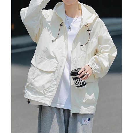 [^:yya2350a]ƂVGbg̃[YtBbgt[hWPbgBȂꊴ̂fUCŁAJWAR[fɂ҂̈ꖇBt[htŃX|[eB[ȕ͋CATVcXEFbgAWK[pcƂ̑QByʂłƉHD̂ŁAtH̃CgAE^[ƂĊBt[hɂ̓h[XgOĂtBbg̒߂\B傫߂̃|PbgtŁA@\˔fUCBXg[gAEghA܂ŕLV[Ŏg閜\ACeBVvȂ炨ȃt[hWPbgŁAKȒȂyBYɂāATCYdlقȂꍇ܂B