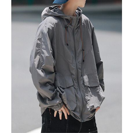 [^:yya2350a]ƂVGbg̃[YtBbgt[hWPbgBȂꊴ̂fUCŁAJWAR[fɂ҂̈ꖇBt[htŃX|[eB[ȕ͋CATVcXEFbgAWK[pcƂ̑QByʂłƉHD̂ŁAtH̃CgAE^[ƂĊBt[hɂ̓h[XgOĂtBbg̒߂\B傫߂̃|PbgtŁA@\˔fUCBXg[gAEghA܂ŕLV[Ŏg閜\ACeBVvȂ炨ȃt[hWPbgŁAKȒȂyBYɂāATCYdlقȂꍇ܂B