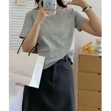 ハートワンポイントTシャツ