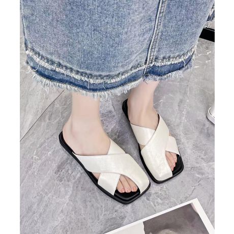 [^:yjqyf661a]NXfUCIȃgOT_BVvłȂÂfނ_Ȉۂ^܂BSnǂAX[Yɕ悤ɃfUCĂAKƃX^C˔Ă܂BWAhbV[܂ł܂܂ȃR[fBl[gɂ҂BJWAȃfjƍ킹āAVvŃX^CbVȓgɁBs[XXJ[gƍ킹āA炵ĂR[fBl[gBꂢ߂ȃV[gpcƂ̑gݍ킹ŁAbNX̂ẴX^CɁBYɂāATCYdlقȂꍇ܂B