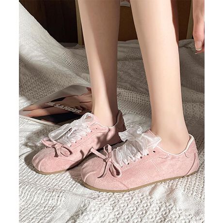 [^:yjshp3035a]@ׂȃ[X{Ƃ炩ȃJ[̃Xj[J[BK[bVȕ͋CȂAfC[ɎgJWA˔Ă܂B悢Ə_炩fނŁA₷ɂB_炩ȃJ[ŌvXĂACełBYɂāATCYdlقȂꍇ܂B