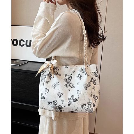 [^:yjxsx327513a]̑vgƃ{fBe[ڂAtF~jȃ[hՂ̃V_[obOBy₩ŗD͋CoĂfUC͂łBȂ₩ȃtHŌ|₷A҂ݍݕ̃Xgbvi`ȃANZgɁB{t̃|Cg炵AR[fBl[gɉ؂₩vXB͂Ǝ[͂Agɂ҂łBs[XuEXƍ킹ĂƂƂK[[ɁAVvȑ̃ANZgƂĂ@JtF₨oAqȂǁAtĂ̌y₩Ȃɂ߂̈iłBYɂāATCYdlقȂꍇ܂B