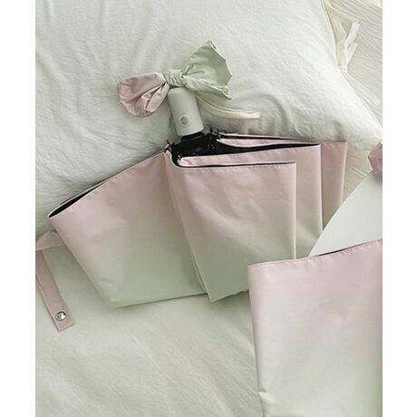 [^:yxsisjba]y₩ŗDۂ^AŋC؂₮܂肽ݎPB炩ȐF̃Of[VA^ŃtF~jȃ[ho܂BP{̂Ƃ낢̃{Jo[{BRpNgɐ܂肽ނƂł邤ɁA^b`ŊJ\ȎdlȂ̂ŁA}ȓV̕ωɂX}[gɑΉł܂BŜɊۂ݂̂tHŁAglɂ₳YfUCłB̂o͂Aʋ΂ʊwAsJtFȂǁAǂȃV[ɂޖ\ACeƂĂ߂łBYɂāATCYdlقȂꍇ܂B