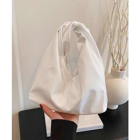 [^:yjctx1338016a]RȃMU[fUCANZgɂȂA_炩ȕ͋C̃nhobOB̊̂VGbgiŏ炵AŃR[fBl[g߂Ă܂B~j}Ȃ[͂AzEX}zERXȂǂoɕKvȃACe[B悢_炩Ǝ₷nhŁAfC[gɂ҂̃ACełBtH[}JWA܂ŕLV[Ƀ}b`AǂȑɂRɂȂޗDGȃ|CgobOłBYɂāATCYdlقȂꍇ܂B