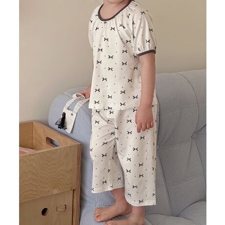 [^:moius3168a]炵{ƒX̃fUCIȃbNXEFAłB_炩J[ɃubÑ{ƒX̃vg{ĂAĂłBTVc͊ۂ݂̂VGbgŁAV[gpc͂ƂfUCŁAbNXЂƂƂyނ̂ɍœKłBZ̗DꂽʋCƏ_炩A|E^̐LkŁAԂ̒płKɉ߂܂BG肪悭A_炩ȒSnłBEQ̎Ԃ⃊bNX^Cɂ҂BE G߂ɂ́AJ[fBKp[J[ƍ킹āAg߂܂BE ł̗Vт₨났ԂɍœKȃACełBql̃bNXT|[gAKȃvg[EFAZbgłI