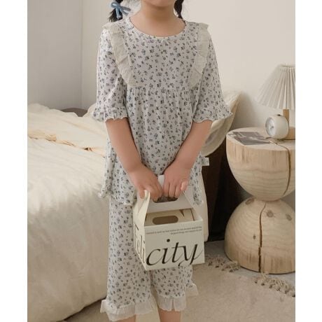 [^:moius3220a]fUC:炵vg[EFAZbǵADꂽSnƃfUCłBt[vgŃ[Xƃt|Cg̃GKgŉ炵dオɂȂĂ܂BG肪DAbNXԂ߂̂ɂ҂ȃACełBqlRɓfUCŁAIɒpĂSn悢łBf:E fށFZ95%A|E^5%E FZ͏_炩ċzɗDAG肪ǂfނłB|E^܂ނƂŐLkAKȒSnłBR[fBl[g̒:E ƂŃbNXЂƂƂɂ҂BE tƃ[X̃fBe[킢炵̂ŁApW}₨QpƂĂœKłBE Kŉ[EFAŁÂԂyłB