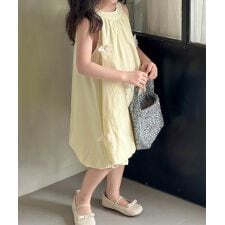 【aimoha-KIDS-】キッズ　ノースリーブリボン付きバルーンワンピース