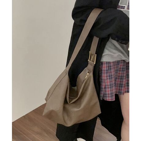 [^:YQbls36830a]PUU[őlۂV_[obOołIɃ}`Ă̂ł[łႢ܂BobO͑傫At@Xi[ŕ̂Ŏo₷IR̒\Ȃ̂ŁA߂ɂĎ΂߂OKIJ[Ȃ̂ŃR[fBl[gɍ킹₷Aig͂AʊwEʋ΃obOƂĂIXXłBYɂāATCYdlقȂꍇ܂B