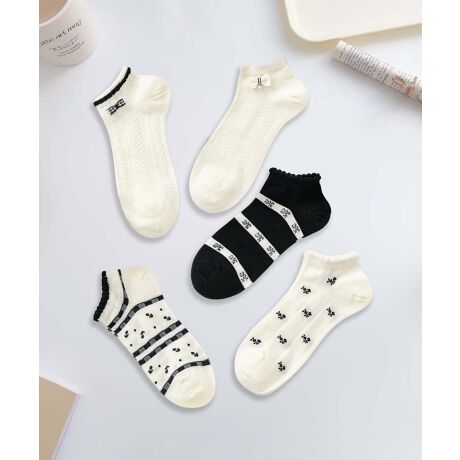 [^:yjsgy770a]fUChJtA`FbNȂǁA炵fBe[Ղl܂K[[\bNX5ZbgBꂼقȂfUCŁÂɕωvXłyZbgłBRbgfނŔG₳AfC[gɂ҂BC炿Ɣ`|CgfUCR[fdグ܂BfށEȁE|GXeE|E^R[fBl[g̒āEXj[J[tbgV[Yƍ킹āAC炿Ɣ`hJ╿yŁBENbvhpcXJ[gɍ킹AK[[𑫌ŃvXBEK[[nJWAAVvR[f̃ANZg܂ŕLBYɂāATCYdlقȂꍇ܂B