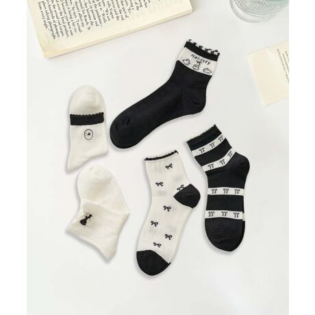 [^:yjsgy780a]fUCԕ⃊{A܂hJȂǁAK[[ȃ`[tU΂߂ꂽ5Zbg̃V[g\bNXBꂼقȂfUCĂ̂ŁAR[fɍ킹đIԊy݂_炩RbgfނŁAʋCtBbgQB̑ɉvXĂACełBfށEȁE|GXeE|E^R[fBl[g̒āEXj[J[⃍[t@[ƍ킹āAoBENbvhpcXJ[g炿ƌāA肰ȂꊴvXBEs[XK[[R[f̑ɎƁAɉUPBYɂāATCYdlقȂꍇ܂B