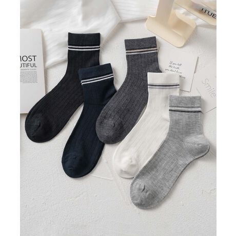 [^:yjsgyh055a]fUCANZgɂȂ郉CfUC̃VvȃV[g\bNXBɎ{ꂽׂ߂̃CA肰ȂX|[eB[vXB悢䊴ŁAXj[J[⃍[t@[͂AT_ƂDBVNfނgpAȂ߂炩ȔGƉKȗSnĂ܂BfC[Ɏg閜\ACełBfށE[EiCE|E^EVNR[fBl[g̒āEXj[J[ƍ킹ăX|[eB[JWAɁBE[t@[T_ƍ킹ăgĥ鑫ɁBENbvhpcɍ킹āACfUC肰ȂR[f߂łBYɂāATCYdlقȂꍇ܂B