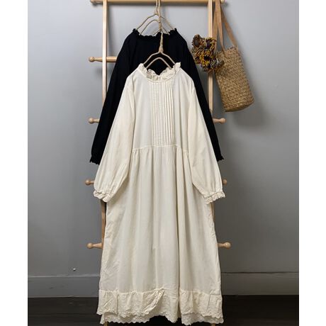 [^:yqwqf88015a]^Ńi`ȕ͋C̃tF~jȃs[XBȂƖ̑fނgpĂAG肪ǂʋCɂDAy₩ȐnV[Y킸KɒpłAG߂I΂ȂꖇB