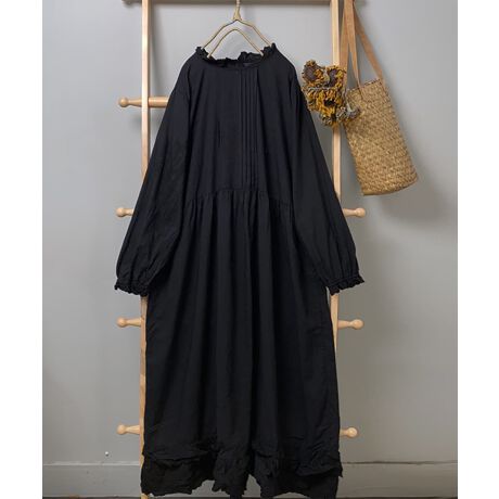 [^:yqwqf88015a]^Ńi`ȕ͋C̃tF~jȃs[XBȂƖ̑fނgpĂAG肪ǂʋCɂDAy₩ȐnV[Y킸KɒpłAG߂I΂ȂꖇB