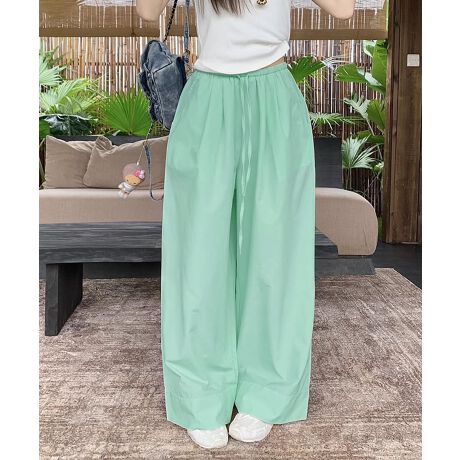 [^:kk5071a]ƂƏiȈۂ˔C[W[ChpcBMU[{Ƃŗ̓IȃVGbgɂAr̃CRɃJo[Ă܂BEGXg̓SdlɂȂĂAbNX̂KȐSnBEGXg܂ɓKxȂƂ肪邽߁AgbvXCꂢɌ܂܂BVvȂ݊AVcuEXƍ킹Ăꂢ߃X^CɁAJbg\[ƍ킹ăJWAɂy߂閜\ACełB