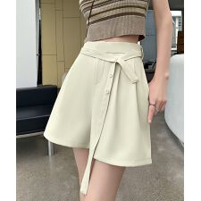 ボタンリボンベルト付き タックショートパンツ