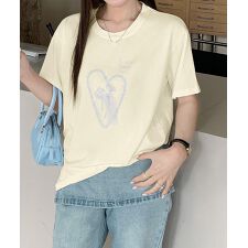 ハートロゴ刺繍 半袖Tシャツ