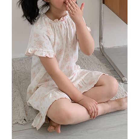 [^:moius3003a]炵t[vg̃[s[XBDꂽfފŁAɗDA_炩ȃZƖȂgpĂ܂BsNF̉炵t[vg{ĂAtt̃fUCɃL[gĂ܂BbNX₨Q̎ɂœKłBʋCɗDA_炩ĔɗDfށBԂ̒płKBE ŃbNX鎞AQ̎Ԃɂ҂BE tĂɓKy₩ȒSnŁAĂ̏ɂœKłBE ̑AQł̃bNXV[ɂp܂Bql̑؂ȎԂA炵vg[s[XłɉKɂ܂傤BYɂāATCYdlقȂꍇ܂B