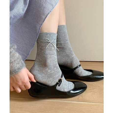 [^:yjkyz2513a]ڂ̃oGRAX^Cɂ҂ȃ\bNXBׂ߂̃{Â}AK[[Ȃ̂́BXgb`QŃtBbgXj[J[pvX܂ŕLgfUCBĩR[fɊÂق̂vXlɂ߂ł