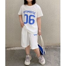 【aimoha-KIDS-】キッズ　ナンバーロゴTシャツ＋ハーフパンツセット
