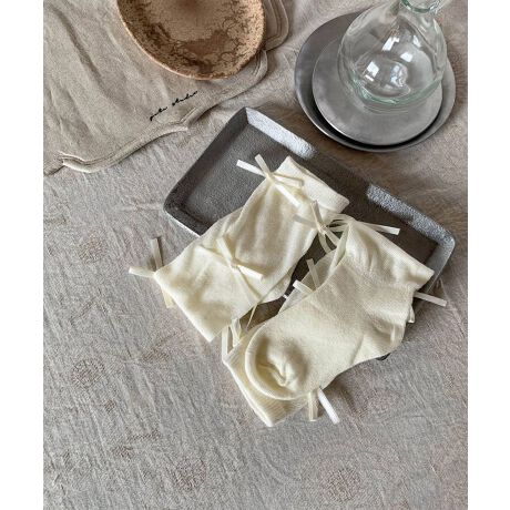 [^:mozli835a]i`ȃJ[Ə_炩ȑfފ͂́ALbYpTCh{\bNXBTChɂꂽȃ{Aɉ炵vXĂ܂BLkADtBbg闚SnB̓~hŁAXJ[gɂpcɂ킹₷AI[V[Ył܂Big͂Ao┭\ALOX^Cɂ߁BK[[R[f̎dグɂ҂ȈꑫłBS F24cm TCYF11cmM F25cm TCYF12cmL F26cm TCYF13cmYɂāATCYdlقȂꍇ܂B