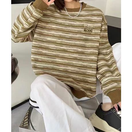 [^:dye820311a]Ղ̃[YVGbg͂̃}`{[_[vI[o[B߂̏䊴Ńqbv܂ŃJo[Ȃ烊bNXȂ܂B傫߂̃EhlbN񌳂茩AtɂȂ肷ȂoXɁBfjXbNX͂AMXאgpcƍ킹ΑlJWAȃX^COɁB68 g54 55 ŏ56YɂāATCYdlقȂꍇ܂B