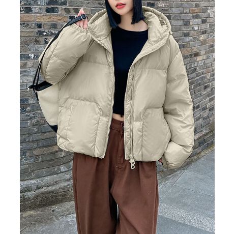 [^:yjy4047a]ӂƂ{[ƁAƂg̃V[g_EWPbgB𗎂ƂhbvV_[ŁÂ钅Ȃy߂܂B񌳂܂łtgWbvƁA{[̂t[hŖhBȆ傫ȃ|Pbg̓fUC̃ANZgɂȂApQłByʐ݌vŒSnyAԂ̒pړɂKBfj⃏Chpcƍ킹JWAR[fAXJ[gƂ̃tF~j~bNX܂ŕLΉ܂B~̃fC[X^CɌȂAbNXՂ̈ꒅłBM 59.5 g67 52.2 ŏ60.7YɂāATCYdlقȂꍇ܂B