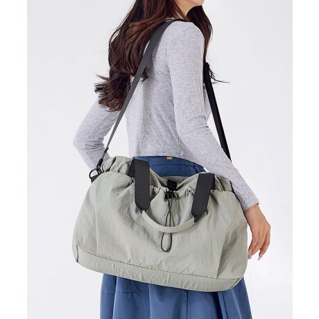 [^:ydn338a]yʂŏvȑfނgp@\{Xgg[gobOBVvŃI[\hbNXȃtHŎpɗDAIEIt킸LV[Ŋ􂵂܂B傫߃TCYŎ[͂Asʋ΂ɂ҂B΂ߊ|XgbvtŃV_[Ǝ莝obO2WAYdlBOɃt@Xi[|PbgtŁAɎo̎[ɂ֗BוɂS̑eʐ݌vB42 15 35YɂāATCYdlقȂꍇ܂B