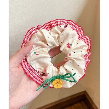 [^:szmdxd7610a]ӂƂ݊͂ oGVVB傫߃TCYł܂ƂߔɃ{[vXA؂₩ȈۂɎdグĂ܂B|Cg[X⃊{AttF~jȃfUCBȕWJŁA̓̋CR[fBl[gɍ킹đIׂ܂BoG̈ߑv킹ȕ͋CŁAfC[gʂȓ܂ŕLB܂Ƃ߂邾łȂAɃANZołĂBÂƏi˔VV́AR[fBl[g̎dグɂ҂łBFREEYɂāATCYdlقȂꍇ܂B