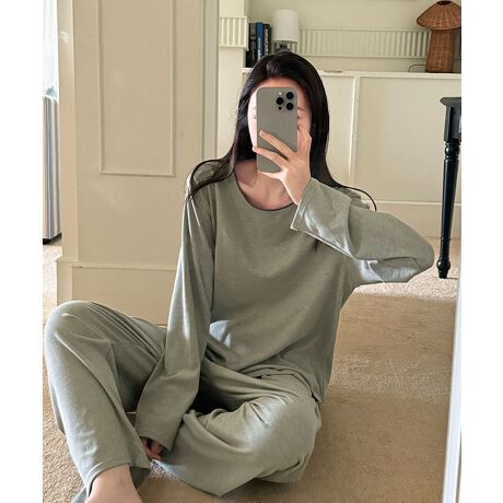 [^:moqmf3721a]̃bNX^CAƐSn悭B_炩ȔGƂƂVGbg͂̃[EFAZbgoBLk̂Jbg\[fނŁAy₩Œ߂̂ȂSnBgbvX̓VvȃEhlbNA{gX̓EGXgSdlŃXgXt[ɒ܂BԂ͂AƂOo₨܂ɂi`J[WJŁACɍ킹đIׂ܂B 43g 54ŏ6070EGXg62-130pc96qbv118YɂāATCYdlقȂꍇ܂B