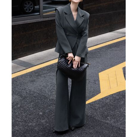 [^:kpy5669a]_udẴVvȃe[[hWPbgƃChpc̃ZbgAbvBQ{^fUCŃ_ůi͎cAJWAȒȂɂΉ\B߂̃WPbgƗ悤ȃh[ṽChpcAVGbgŃX^CAbv܂B悢n̂鐶ńAʋ΂ItBX͂AtH[}ȏʂɂΉBWPbg͌vZꂽVFCvCŁAEGXg茩fUCBpc͗̂郏ChXg[gŁAтɏiȓ𐶂ݏo܂BVvȃCi[ƍ킹ăItBXX^CɁBANZgɉ؂₩ȃANZT[ꂽtH[}X^Cɂ}b`BXj[J[킹āAȂꊴ̂郂[hJWAɂAW\B_uȂVvȈۂ̑l̂߂̃ZbgAbvBfC[ʂȈ܂ŁAL􂷂ꒅłB60 g50 43 ŏ56 EGXg70 pc109 qbv124 ҉76YɂāATCYdlقȂꍇ܂B