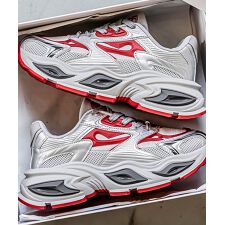 厚底ダッドスニーカー