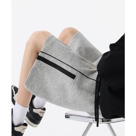 [^:zyu23070a]X|[eB[ŃbNX̂TChCfUC̃XEFbgV[cBƂVGbgƕG̒悢OXŁAǂȑ̌^ɂtBbg₷jZbNXdlBEGXg̓h[XgOtŒNNB_ fUC|CgFTChɓ2{CANZgɂƂXg[gVGbgœ₷\tgȗуXEFbgfނŒSnQEGXg̓Sh[XgOdlTCh|Pbgt^jZbNXΉM pc54 qbv112  EGXg68L pc55 qbv116  EGXg72XL pc56 qbv120  EGXg76